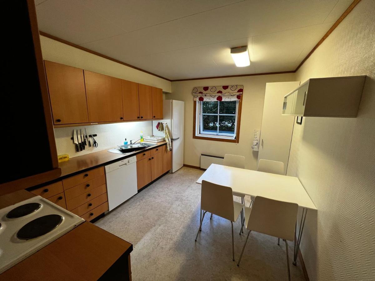 Privat Rom I Leilighet Hotel Sogndal Ngoại thất bức ảnh